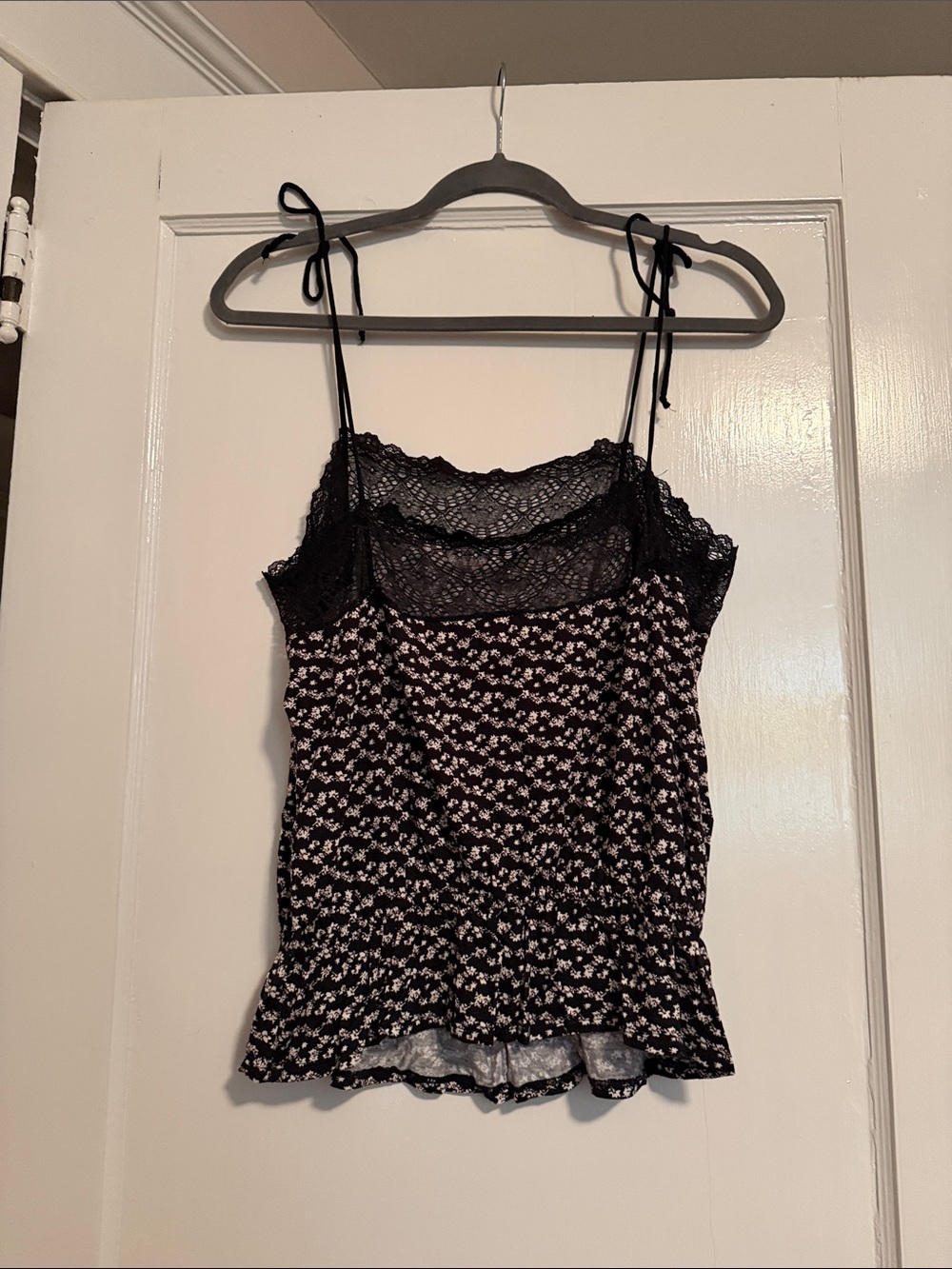 Anthropologie Only Hearts Floral Lace-Trim Black Camisole Top